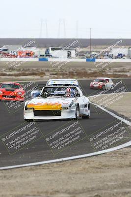 media/Jan-25-2025-CalClub SCCA (Sat) [[03c98a249e]]/Race 5/